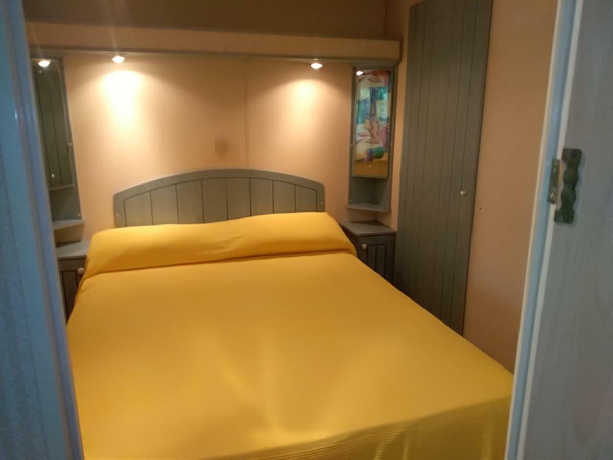 Camping Smeraldo 特雷维那诺罗马诺 外观 照片